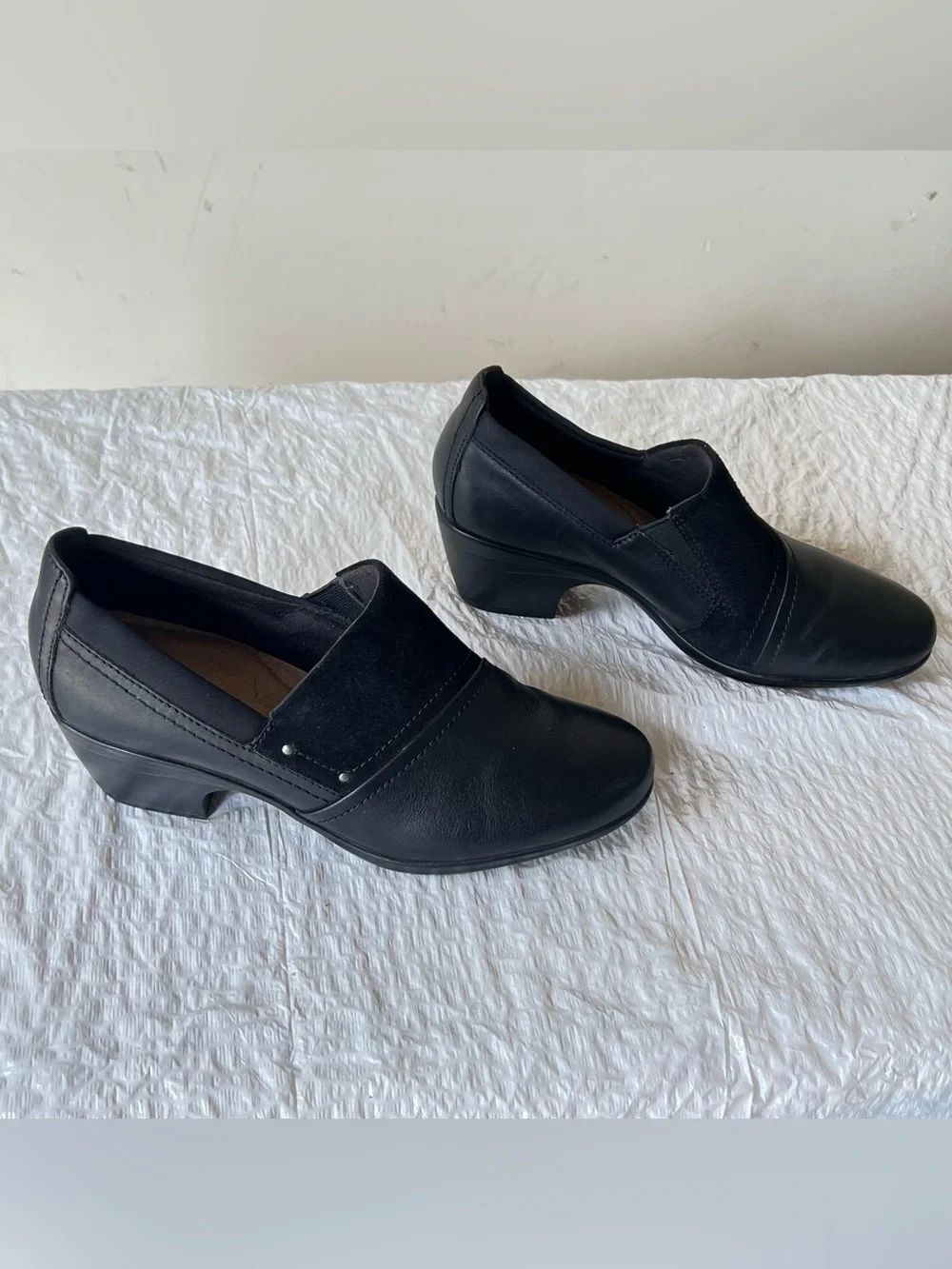 Clarks Black Low Block Heel Slip-On Dress Shoes